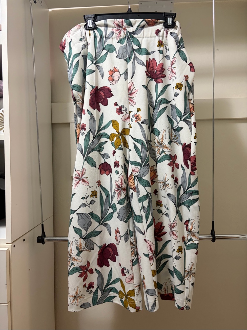 one 5 one White Dress Pant with Floral Print in Burgundy, Mustard & Green